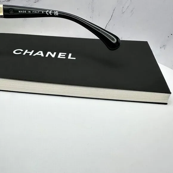 New CHANEL Sunglasses - Picture 10 of 16
